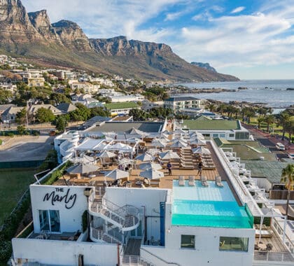 You'll enjoy on-your-doorstep dining, shopping & entertainment when you stay at The Marly.