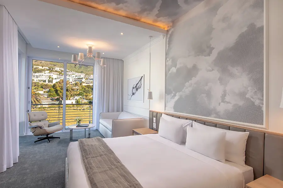the-marly-boutique-hotel-cape-town-camps-bay-classic-mountain-facing-room-002-edit