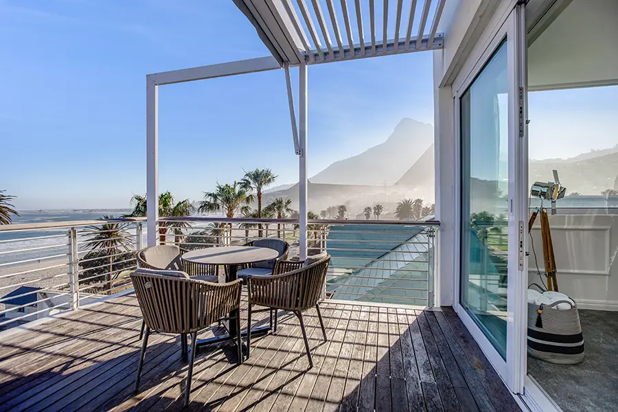 the-marly-boutique-hotel-cape-town-camps-bay-junior-sea-suite4