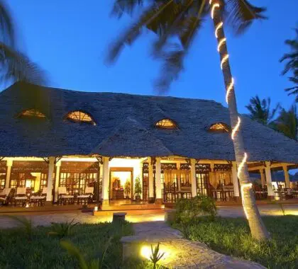 El Palms Zanzibar está situado directamente en la playa.