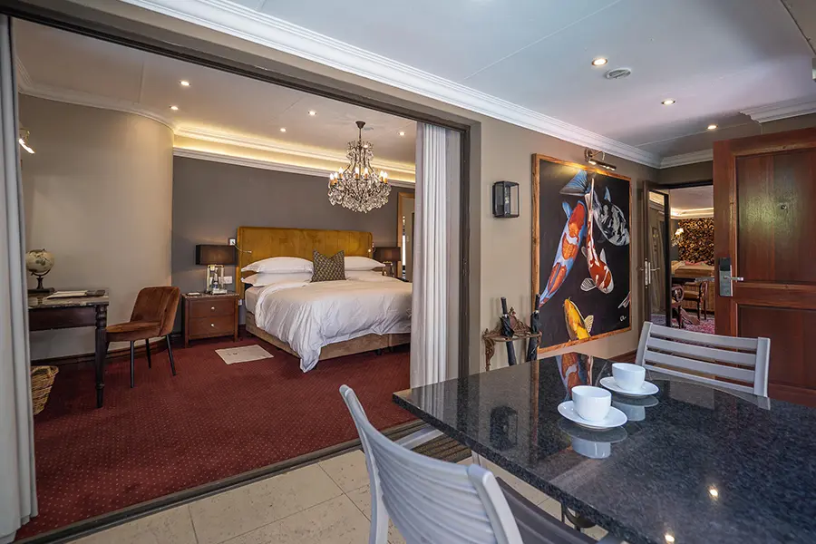 the-residence-hotel-johannesburg-pool-villa-3