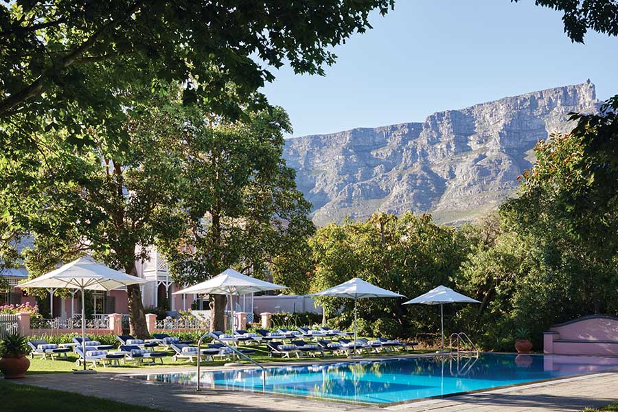 The-swimming-pool-at-Mount-Nelson,-A-Belmond-Hotel