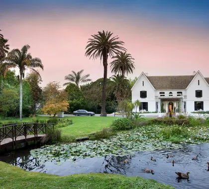 Vista exterior del Manor House Boutique Hotel. 