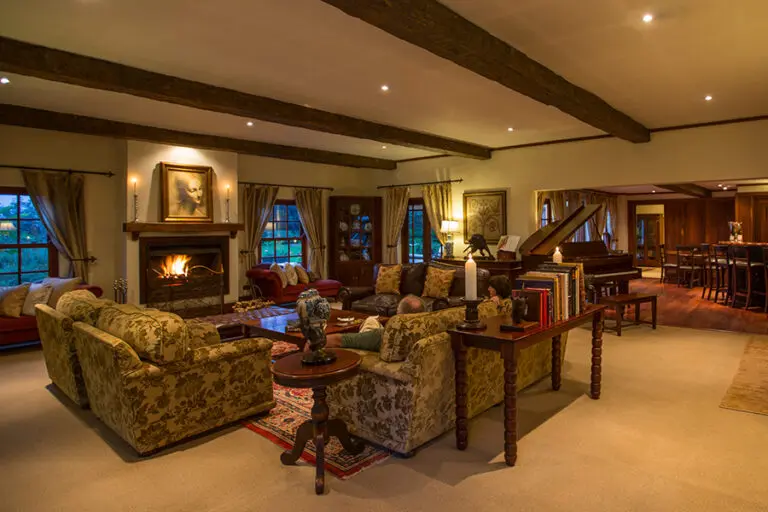 Relaxing lounge.