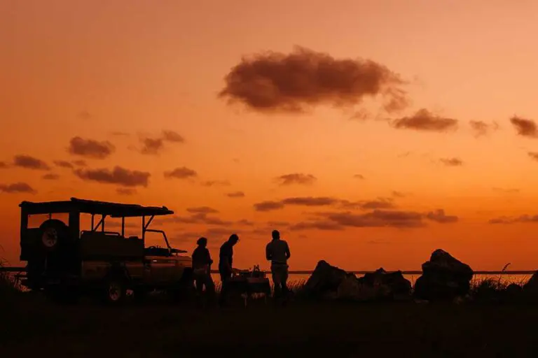 Puesta de sol junto al lago Sibaya.
