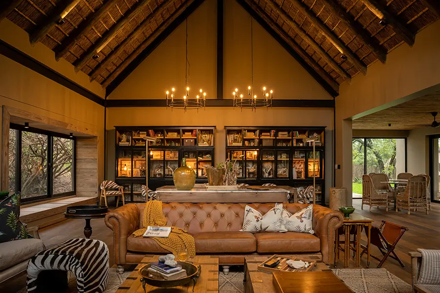 La biblioteca del Thornybush Game Lodge.
