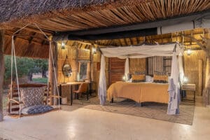 Interior de la sala Safari.