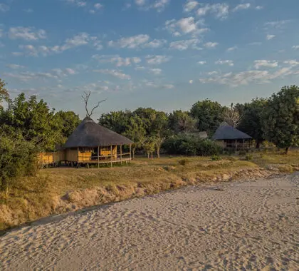Set on a bend of the seasonal Luwi River.