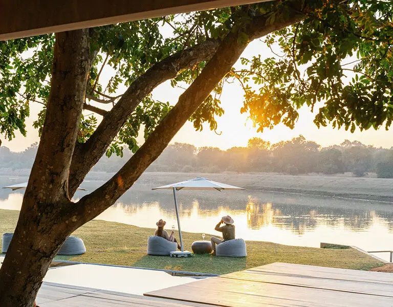 Incredible riverside setting & superb game viewing.