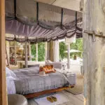 Chinzombo suite interior.