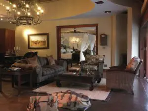 This lodge resurrects the colonial standards of safari travel, combining excellent wildlife viewing with top-notch luxury.