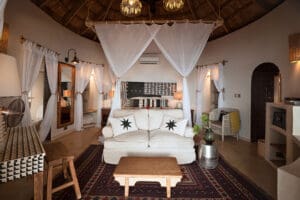 Dormitorio bellamente diseñado.