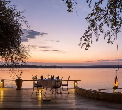 tongabezi_sunset-dinner