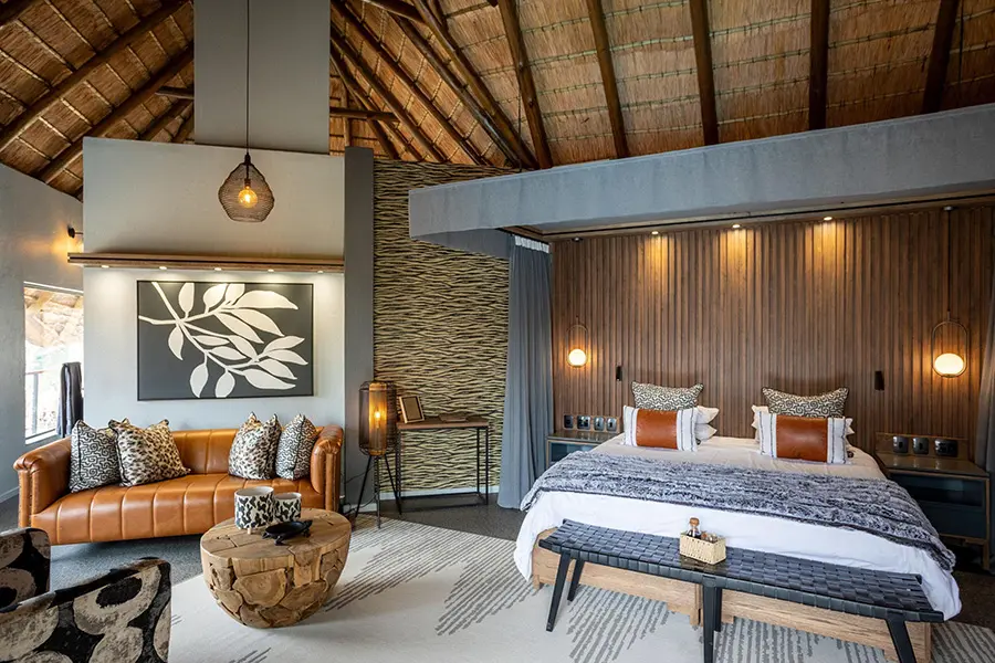 tuningi-safari-lodge-kruger-_accommodation-luxury-room