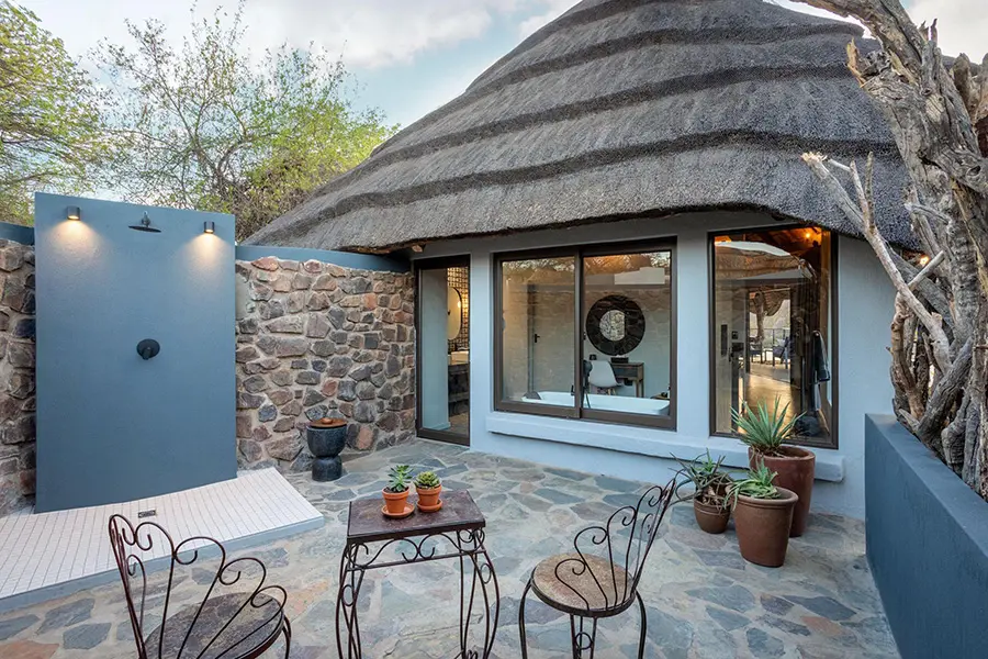 tuningi-safari-lodge-kruger-_family-suite