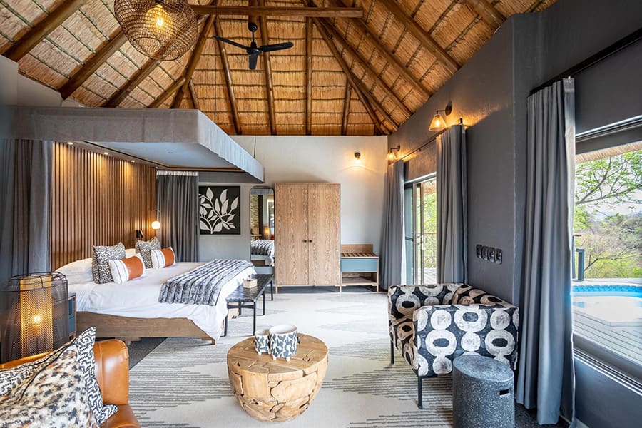 tuningi-safari-lodge-kruger-luxury-tent-suite-interior