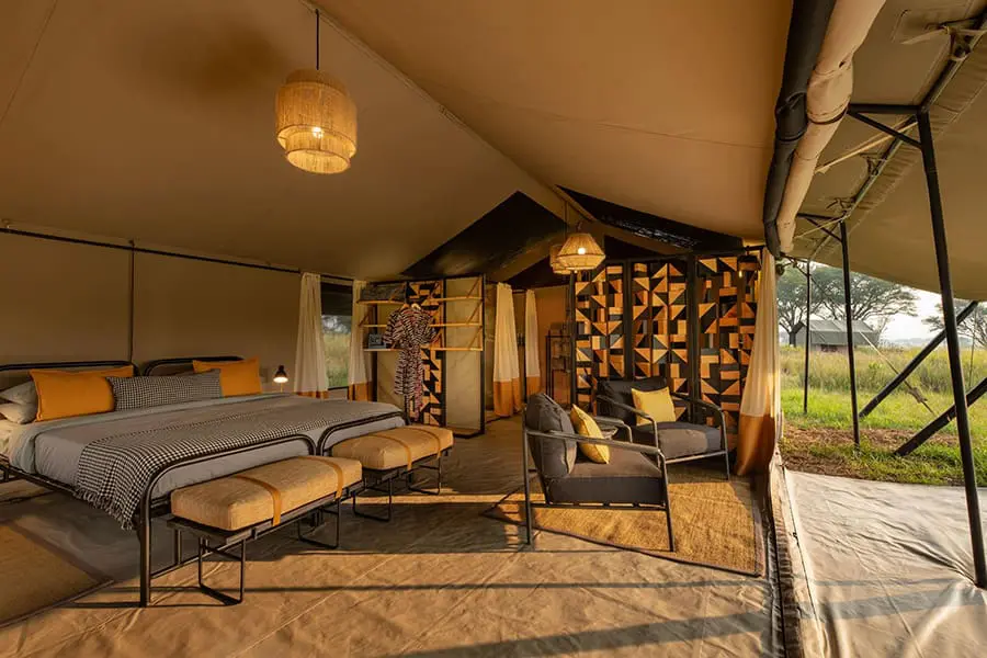 ubuntu-migration-camp-double-guest-tent-interior