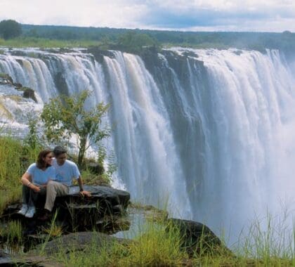 With 1.7km of thundering Zambezi River behind you, romantic backdrops take on a whole new meaning in Victoria Falls.