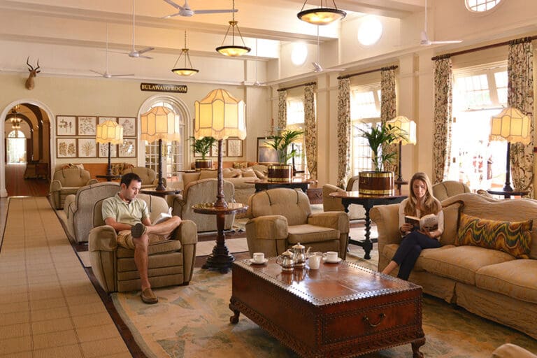 victoria-falls-hotel-lounge