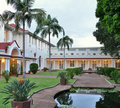 El histórico Hotel Victoria Falls.