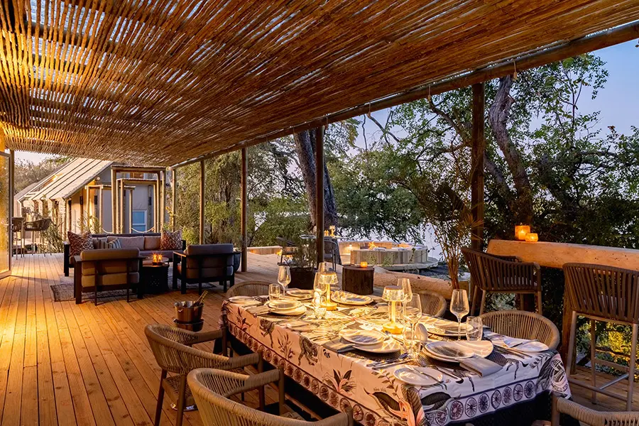 victoria-falls-river-lodge-hippo-creek-villa-exlusive-use-villa__dining_area_and_lounge_1