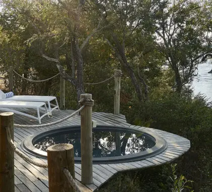 victoria-falls-river-lodge-luxury-tented-suites_4-banner