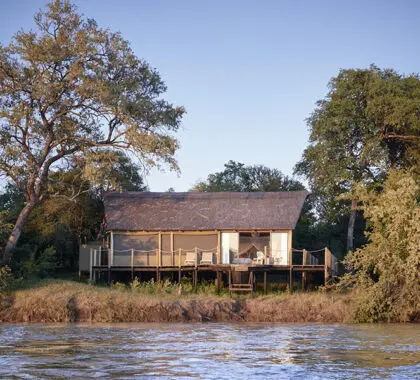 victoria-falls-river-lodge-luxury-family-tent-ext