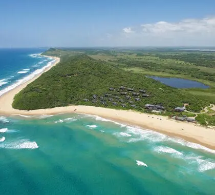 White Pearl Resorts Ponta Mamoli is situated on a pristine stretch of private beach on Mozambique's south-east coastline.
