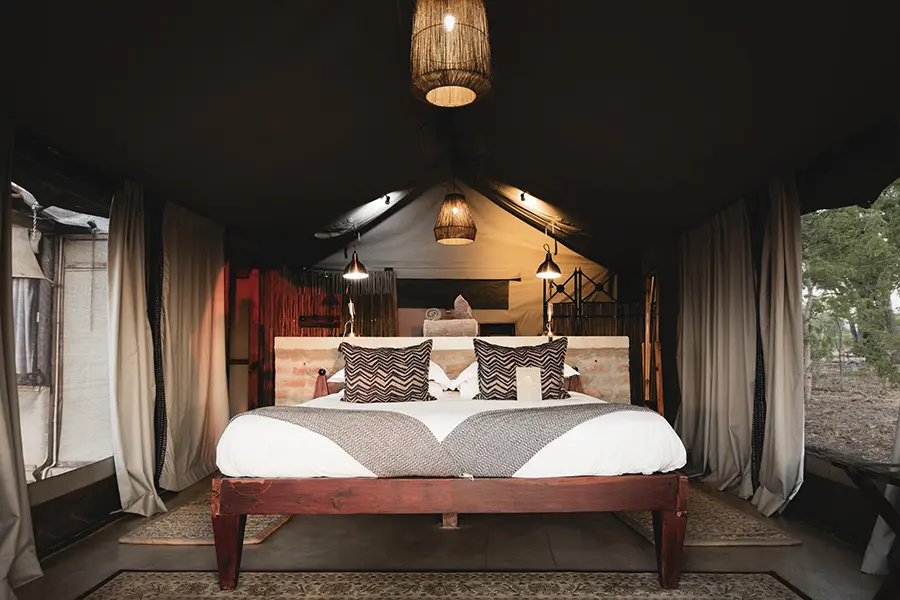 wildernes-davidsons-camp-hwange-zimbabwe-family-tent-main-bedroom-2