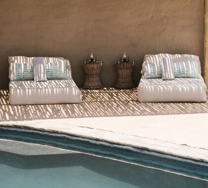 Pase una tarde en la piscina. 
