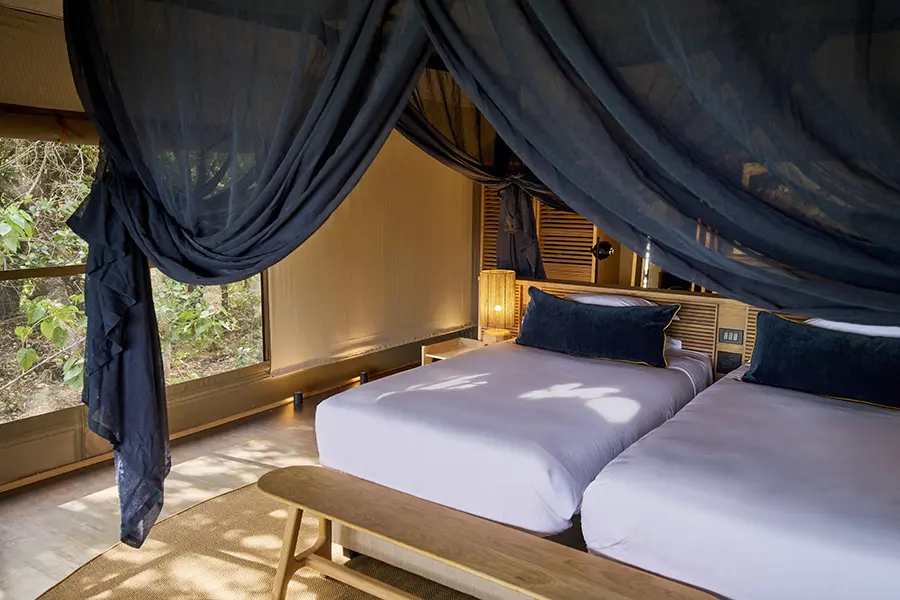 xugana-island-lodge-desert-delta-safaris-botswana-okavango-delta-luxury-tents_2