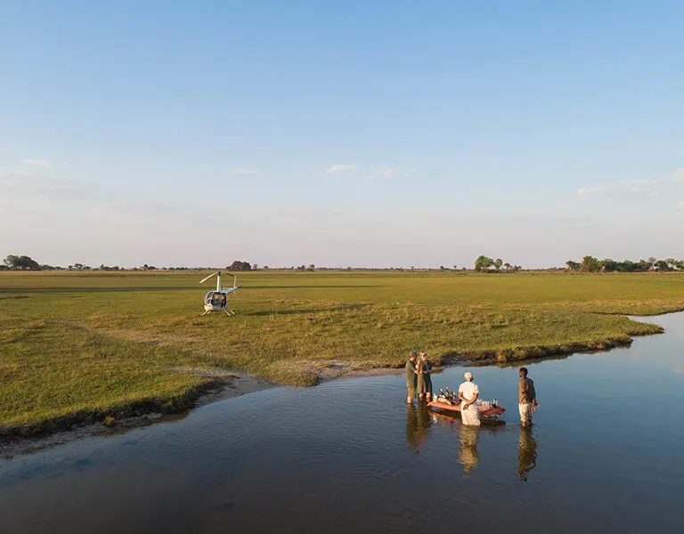 xugana-island-lodge-desert-delta-safaris-botswana-okavango-delta-xugana_helicopter-9