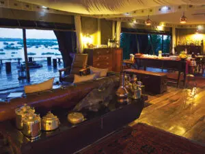 The early mornings soften and glow as the landscape wakes up.