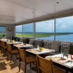 Cena en el Zambezi Queen.