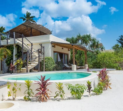 Zanzibar Whitesand-One-bedroom-villa---garden