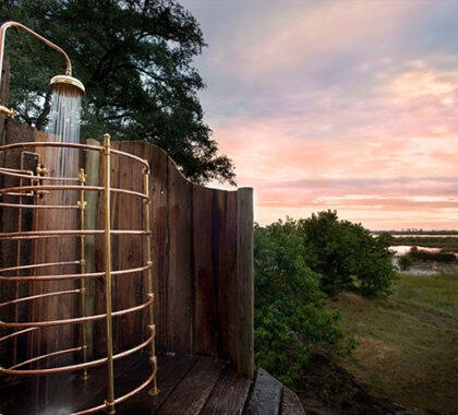 Complete with wilderness views, your outdoor safari shower makes an unforgettable experience!