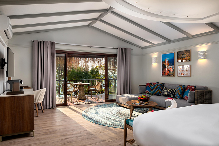 Stay in modern, comfortable suites at Anantara Bazaruto.