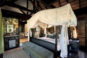 Phinda Vlei Lodge ofrece seis lujosas suites dobles con aire acondicionado.