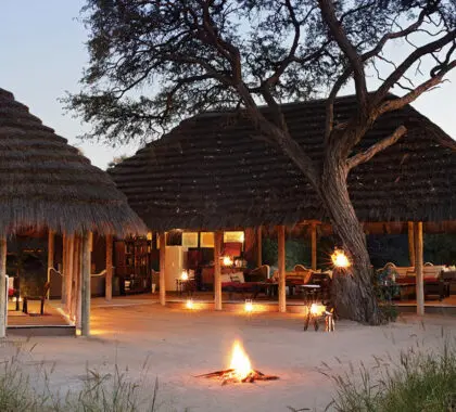 banner-camp-kalahari-main-area-with-lanterns