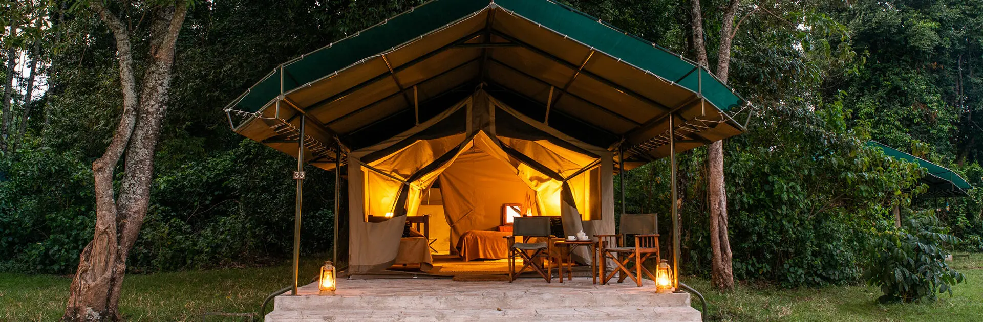 banner-Governors_Camp_tent_exterior