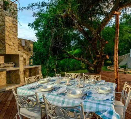 Enjoy a barbeque on your private deck and share a meal with your loved ones.
