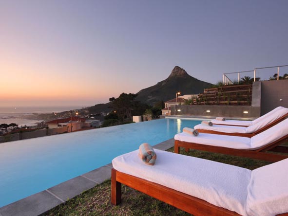 Cape Town's coastal accommodation comes with all the trimmings: superb sea views, luxurious amenities and close proximity to the beaches.