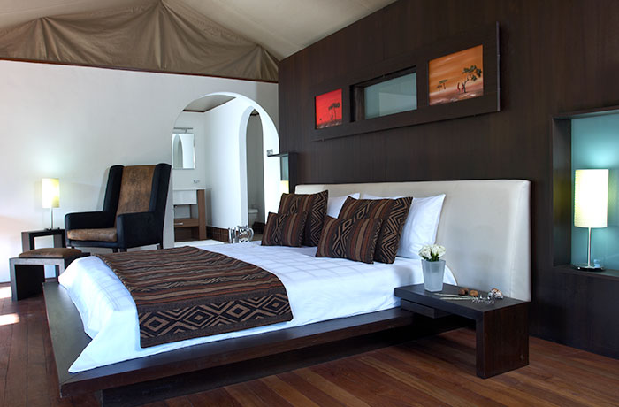Ngerende-Island-Lodge-contemporary-safari-suites