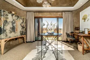 Entrada a su suite de lujo.