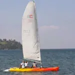 Desde el hotel se puede disfrutar de paseos en barco, piragüismo e incluso ir de isla en isla.
