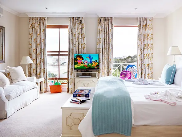Unas vacaciones en familia en Plettenberg Bay son una de las mejores formas de conocer Sudáfrica, y The Plettenberg está totalmente equipado.