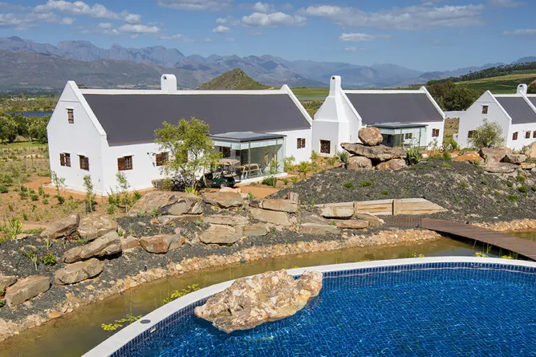 Swimming pool outside of the fybnbos cottages.