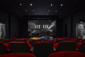 Cine.