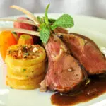 After a day's game viewing, sit down to delicious cuisine served in the camp's beautiful restaurant.
