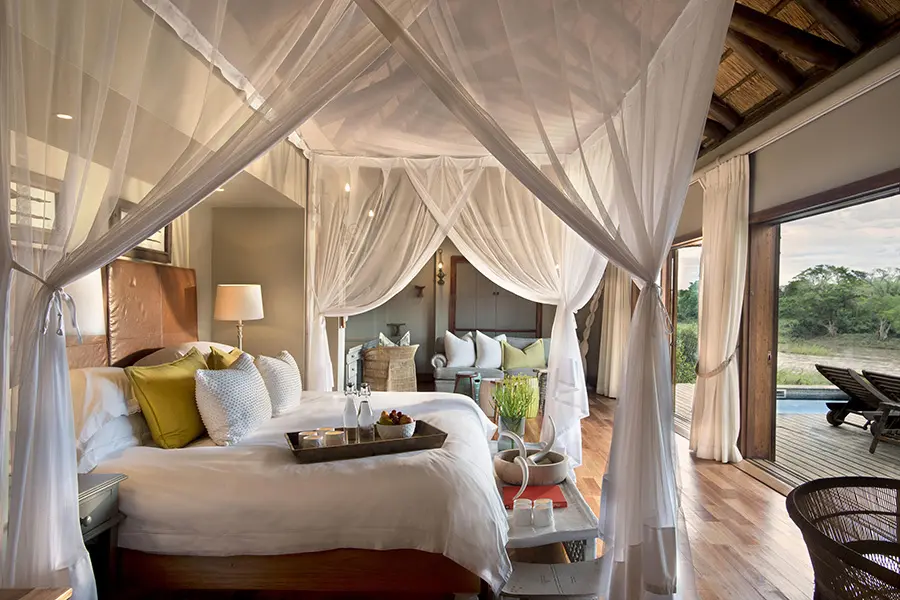 lion_sands_narina_lodge_3_suite_bedroom_interior